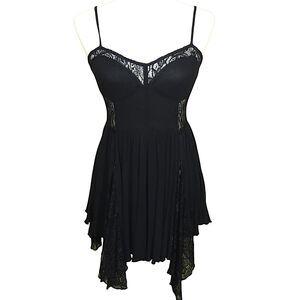 Catch Me Black Corset Look Lace Trimmed Smocked Back Witchy Goth Top Size Small